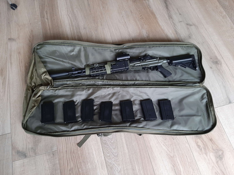 Image 1 for M14 + tas + 7 magazijnen