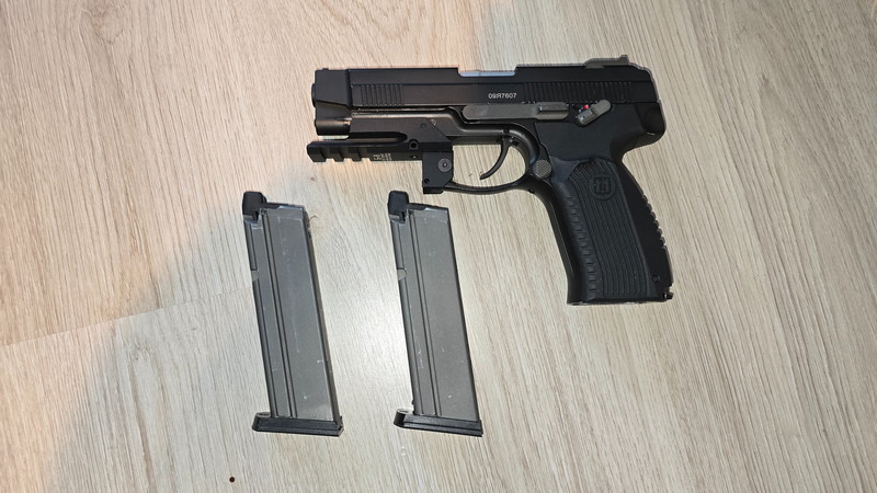 Bild 1 für Raptor Grach mp-443 met 2 magazijnen
