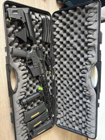 Imagen 3 de Novritsch SSR15 + 4 mags, red dot, bipod & originele koffer