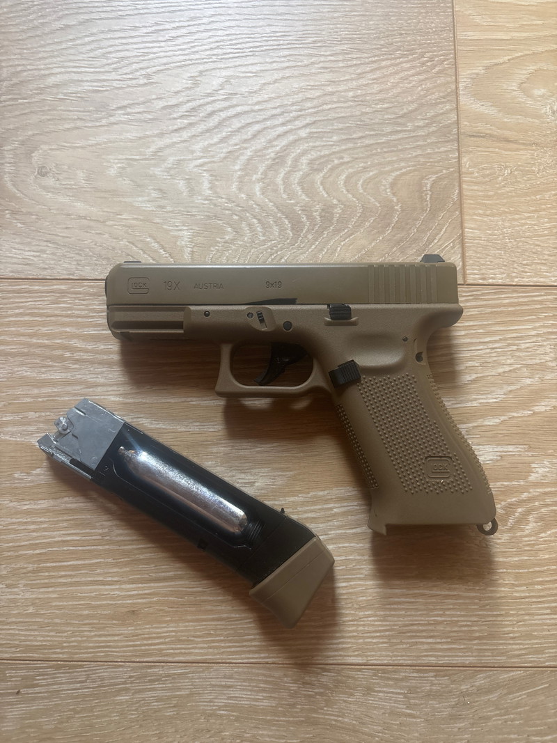 Bild 1 für Glock 19X co2 inkl 3 mags