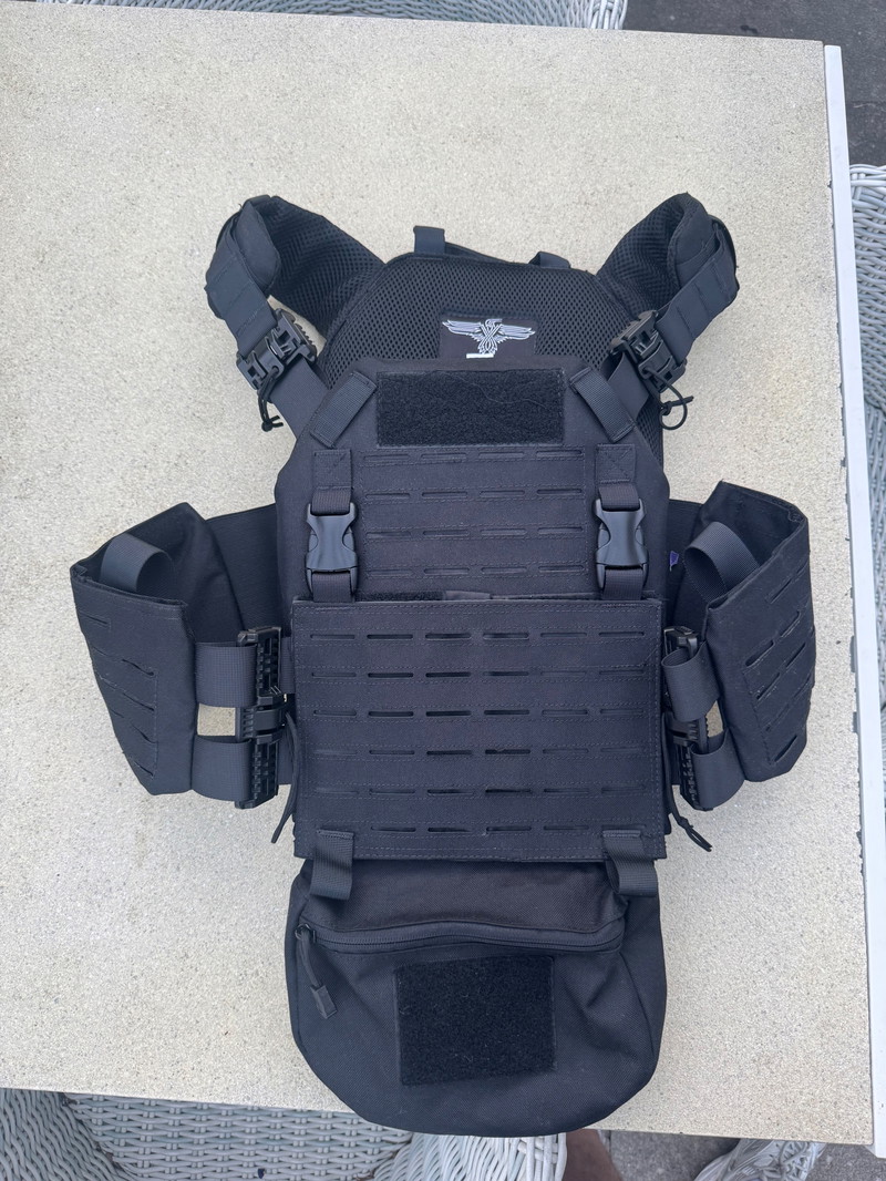 Afbeelding 1 van Invader Gear plate carrier met quickrelease