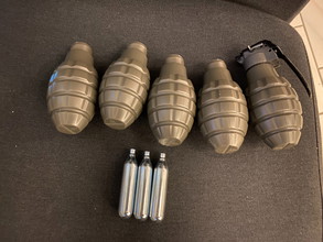 Bild für Co2 Grenade + 4new cover +3C02