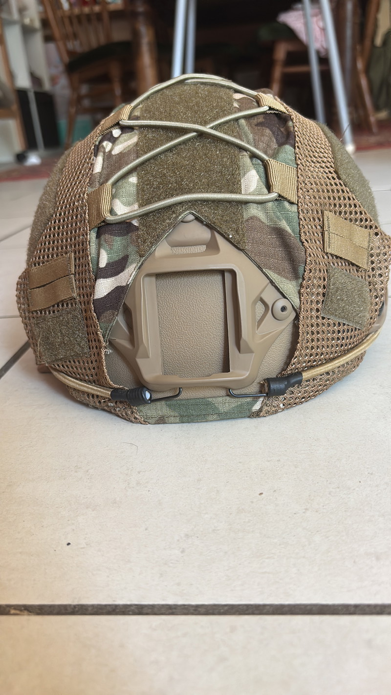 Image 1 for Helm met cover