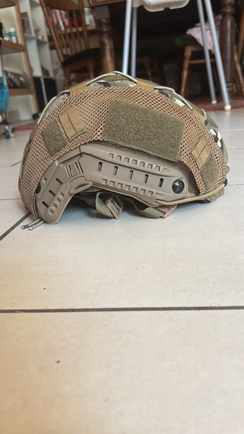 Image 2 for Helm met cover
