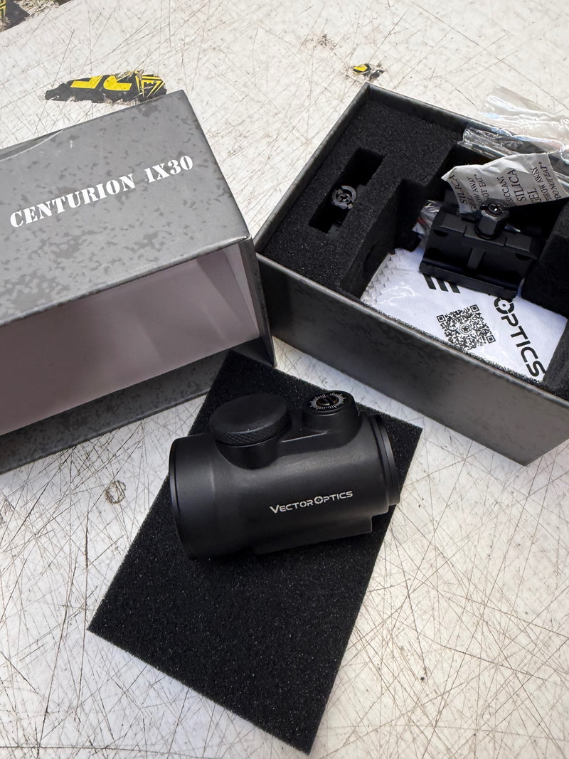 Image 1 pour Vector optics centurion