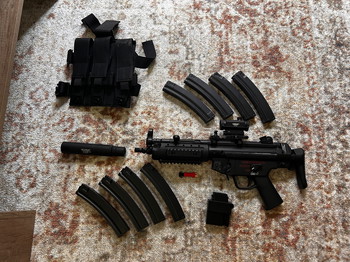 Image 2 for MP5 Umarex met diverse accessoires