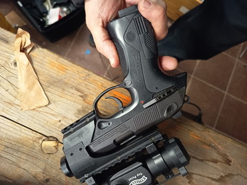 Bild 5 für 4 Softairs Berettapx4 Walther Top Point Walther CP99 compact etc.