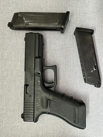 Afbeelding 2 van TM G17 + upgrades + 2 mags