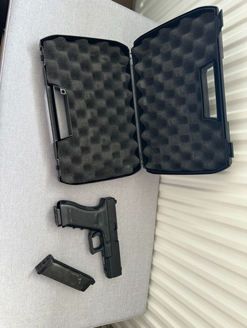 Image 3 pour TM G17 + upgrades + 2 mags