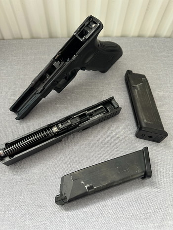 Image 5 pour TM G17 + upgrades + 2 mags