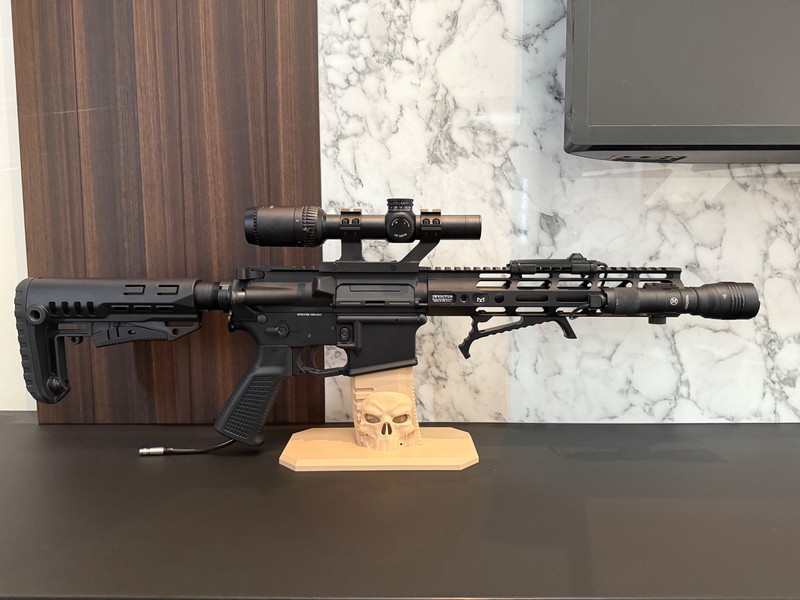 Afbeelding 1 van Custom 3D Printed Skull M4 Mag