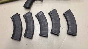 Imagen 2 de E&LAKS74UN Custom  Maple Leaf upgrade  5 mags + optics
