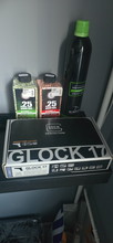 Bild für Glock 17 Gen 5 + 2 dozen Tracer BB's .25 gram