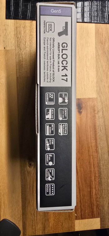 Imagen 4 de Glock 17 Gen 5 + 2 dozen Tracer BB's .25 gram