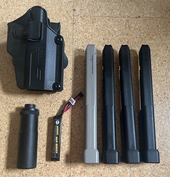 Imagen 5 de Cyma Cm.131 Gen.5 mit Zubehör und eingebauter Tuningfeder