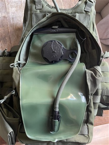 Afbeelding 3 van Invader gear OD mod carrier incl backpack, camelback en div pouches