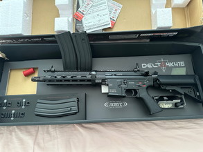 Afbeelding van Tokyo marui hk416 + gear +Black lagoon pistols