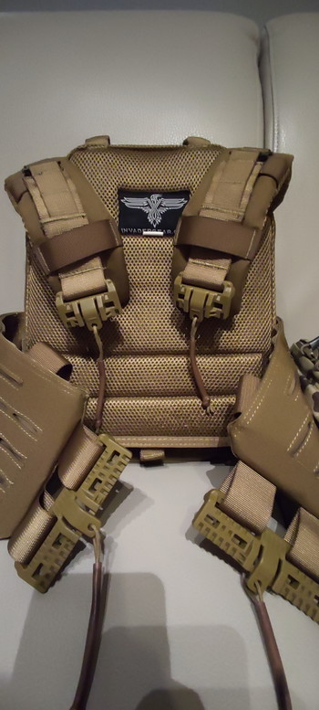 Bild 3 für QRB Reaper Plate Carrier & Claw Gear Hydration Carrier 2L