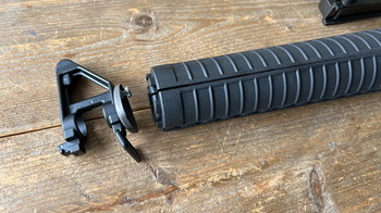 Bild 2 für M16 style handguard en stock. MTW