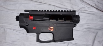 Afbeelding 2 van Retroarms M4 Receiver met rode accenten