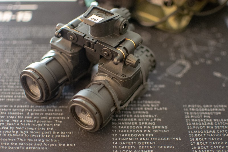 Afbeelding 1 van Night Vision PVS31A with battery pack