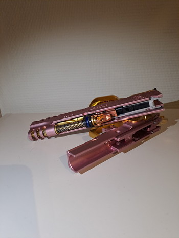 Image 5 for Gold and pink 5.1 custom hi capa