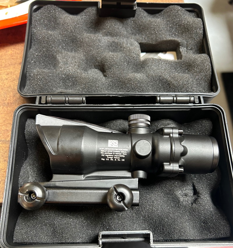 Bild 1 für Trijicon ACOG Sight | Red Fibre Optic | 4x32 | Black