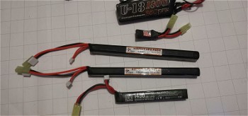 Afbeelding 4 van 5 lipo baterijen en een mossfet