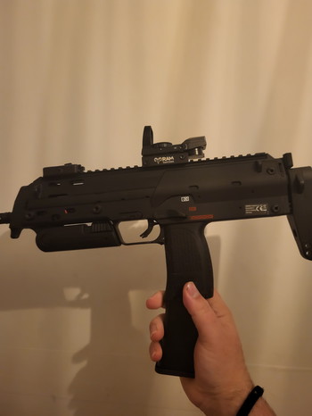 Bild 2 für Mp7 met 2 red dot plus  automatisch  shotgun
