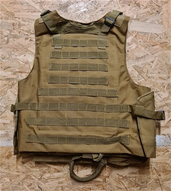 Afbeelding 2 van Plate Carrier tan incl pouches