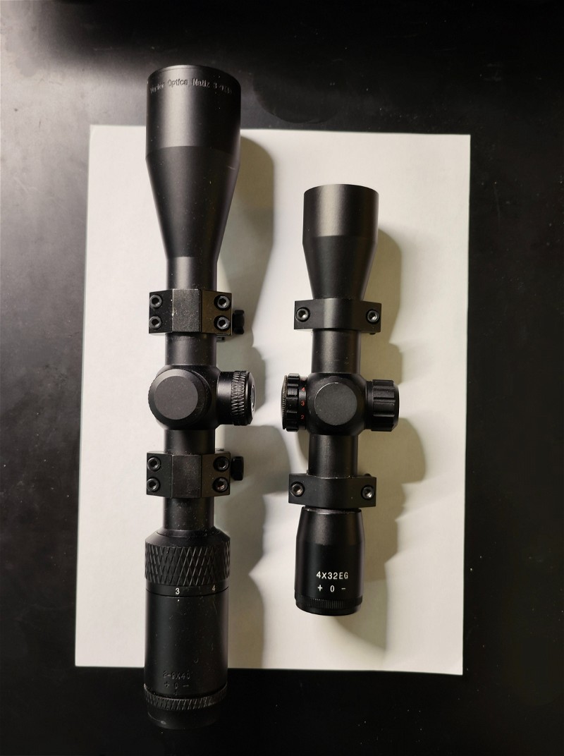 Afbeelding 1 van Two scopes -Vecot Optics Matiz 3-9x40 + 4x32EG