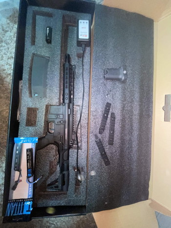 Afbeelding 3 van Specna Arms SA-E12 EDGE PDW Full Set + Tracer + Extras