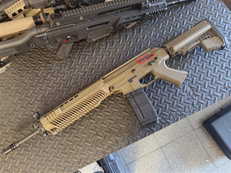 Image 1 pour Cybergun SIG556 tan pro-upgraded