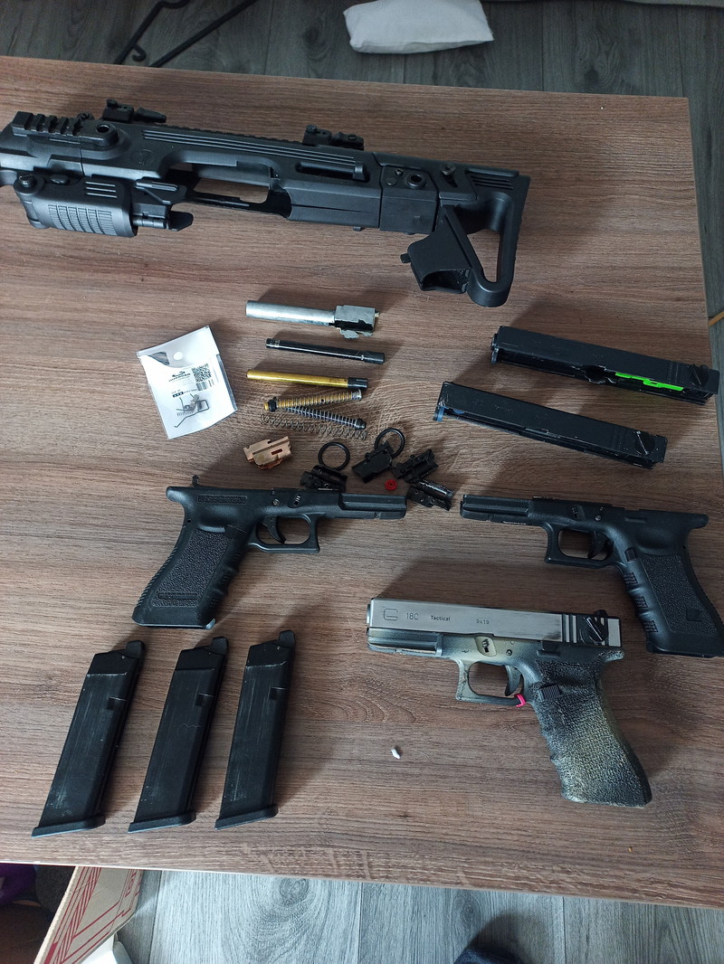 Afbeelding 1 van Glock g18 + roni + extra