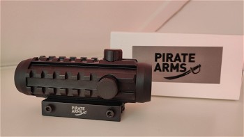 Image 2 for Red Dot Pirate Arms