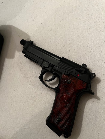 Image 2 for Beretta m9