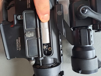 Imagen 3 de Te koop: Nagenoeg ongebruikte Classic Army M-16 met 6 hi-cap magazijnen