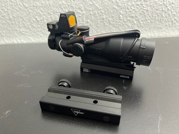Image 3 for Acog 4x32 TA31 Scope + RMR & Larue Mount