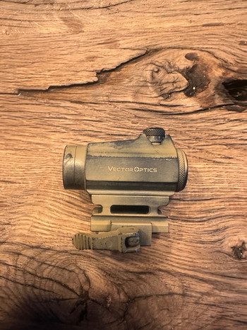 Image 2 for MAVERICK GEN II RED DOT | VECTOR OPTICS