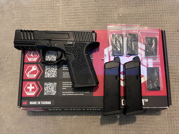 Afbeelding 2 van AW Custom VX9 Pecut Edition