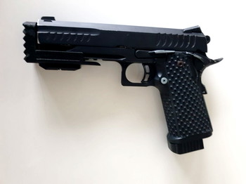 Imagen 2 de SSP1 in koffer met 1 mag plus angry silencer