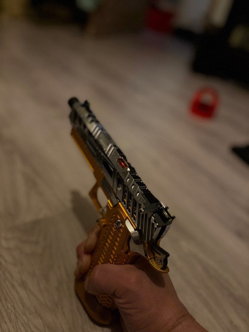 Afbeelding 1 van Hi Capa Full build chrome 5.1