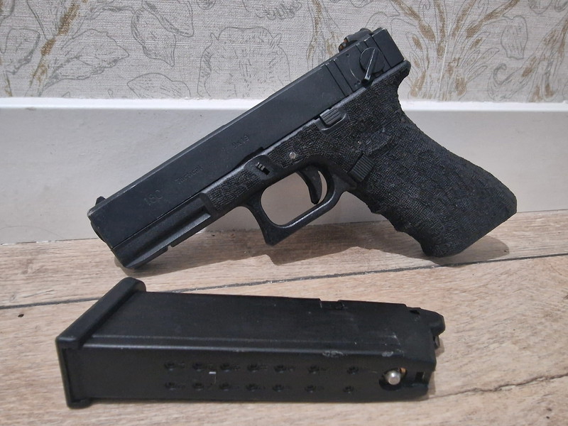 Image 1 for Glock 18C upgraded