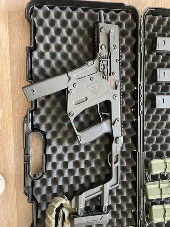 Image 2 for Kriss vector ready to go