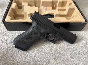 Image 3 for WE Glock 17 (G-17)