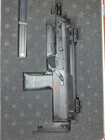 Imagen 3 de VfC MP7 V2+5 Magazine+ Waffenkoffer+Magazintaschen
