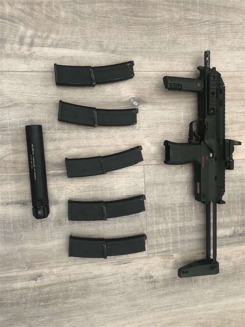 Image 1 for VFC MP7A1 GBB - 5 Magazines and tracer unit