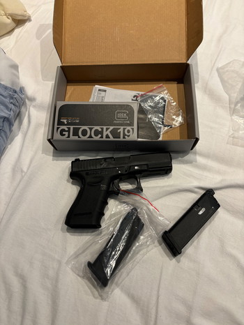 Afbeelding 2 van Glock 19