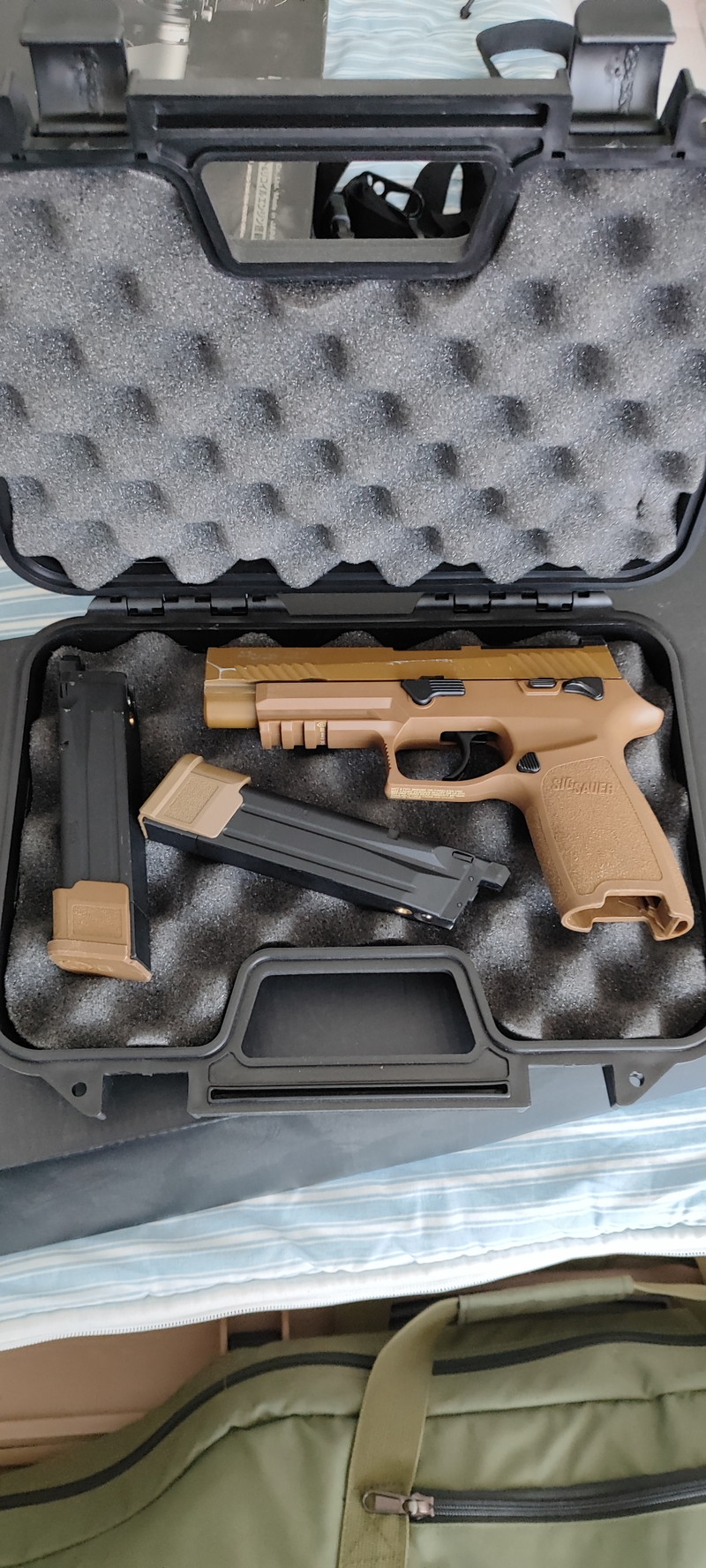 Bild 1 für Sig Sauer P320 M17 proforce tan