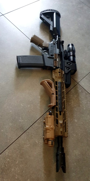 Bild 5 für ROCK RIVER ARMS met red dot en magnifiier  theta